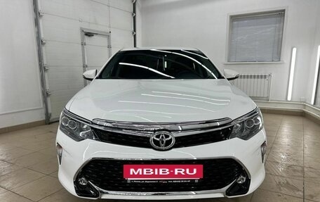 Toyota Camry, 2016 год, 2 290 000 рублей, 2 фотография