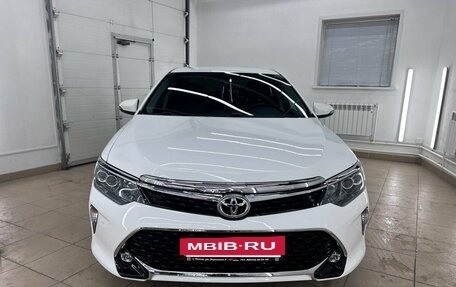 Toyota Camry, 2016 год, 2 290 000 рублей, 5 фотография