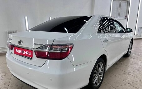 Toyota Camry, 2016 год, 2 290 000 рублей, 17 фотография