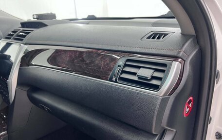 Toyota Camry, 2016 год, 2 290 000 рублей, 35 фотография