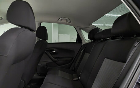 Volkswagen Polo VI (EU Market), 2011 год, 605 000 рублей, 12 фотография