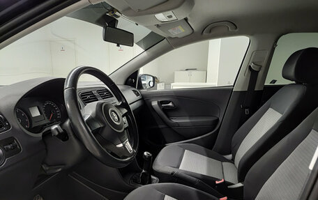 Volkswagen Polo VI (EU Market), 2011 год, 605 000 рублей, 16 фотография