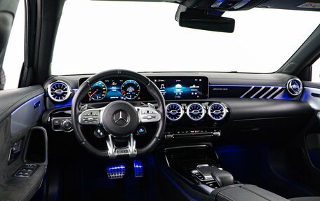 Mercedes-Benz A-Класс AMG, 2019 год, 3 597 077 рублей, 7 фотография