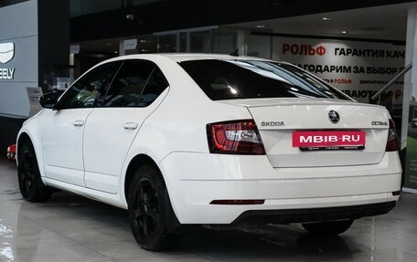 Skoda Octavia, 2017 год, 1 900 000 рублей, 6 фотография