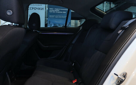 Skoda Octavia, 2017 год, 1 900 000 рублей, 8 фотография