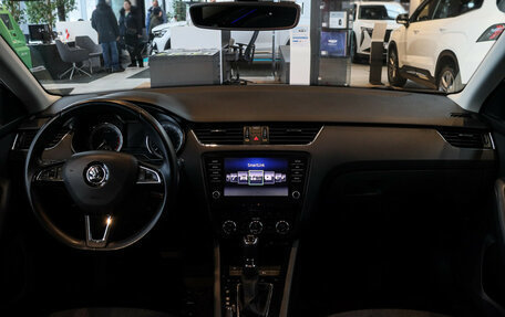 Skoda Octavia, 2017 год, 1 900 000 рублей, 17 фотография