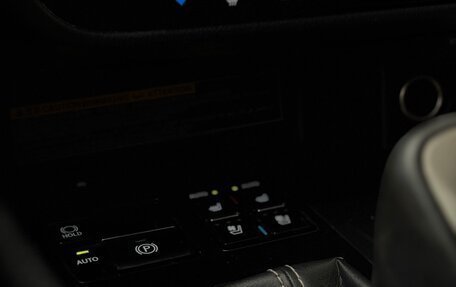 Lexus RX IV рестайлинг, 2018 год, 3 870 000 рублей, 18 фотография