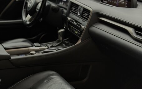 Lexus RX IV рестайлинг, 2018 год, 3 870 000 рублей, 25 фотография