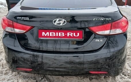 Hyundai Elantra V, 2011 год, 775 000 рублей, 2 фотография