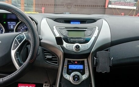 Hyundai Elantra V, 2011 год, 775 000 рублей, 24 фотография