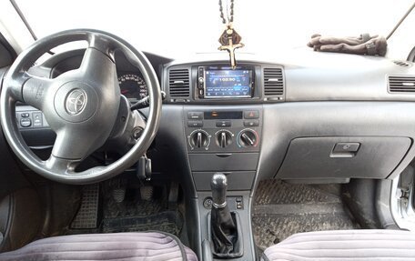 Toyota Corolla, 2005 год, 500 000 рублей, 11 фотография