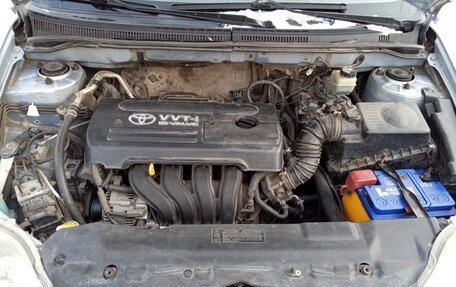 Toyota Corolla, 2005 год, 500 000 рублей, 9 фотография