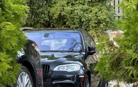 BMW X5 M, 2011 год, 2 100 000 рублей, 2 фотография