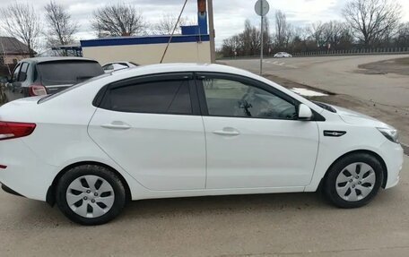 KIA Rio III рестайлинг, 2017 год, 1 050 000 рублей, 2 фотография