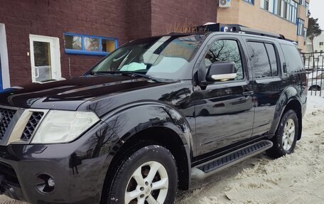 Nissan Pathfinder, 2012 год, 1 550 000 рублей, 2 фотография