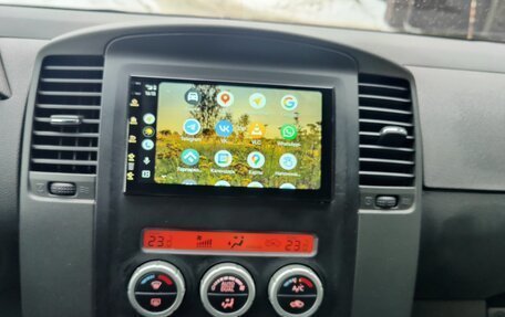 Nissan Pathfinder, 2012 год, 1 550 000 рублей, 13 фотография