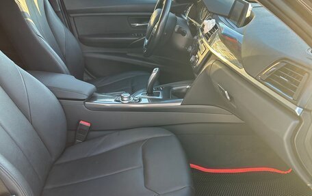 BMW 3 серия, 2013 год, 1 500 000 рублей, 10 фотография