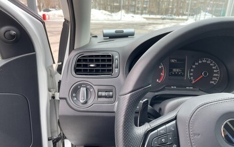 Volkswagen Polo VI (EU Market), 2018 год, 1 250 000 рублей, 16 фотография