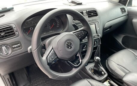 Volkswagen Polo VI (EU Market), 2018 год, 1 250 000 рублей, 11 фотография