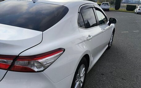 Toyota Camry, 2018 год, 2 000 000 рублей, 4 фотография