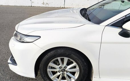 Toyota Camry, 2018 год, 2 000 000 рублей, 11 фотография