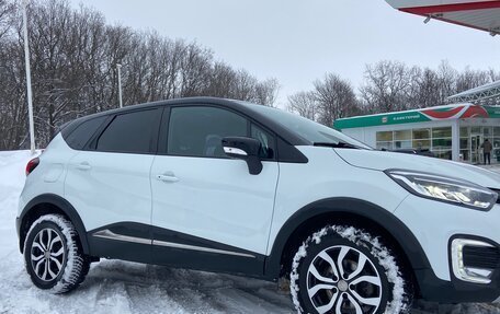 Renault Kaptur I рестайлинг, 2021 год, 1 820 000 рублей, 6 фотография