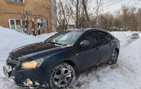 Chevrolet Cruze II, 2010 год, 580 000 рублей, 10 фотография