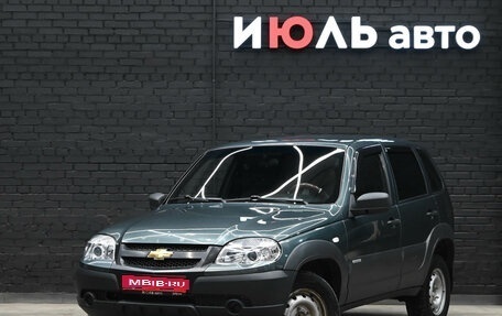 Chevrolet Niva I рестайлинг, 2015 год, 430 000 рублей, 1 фотография