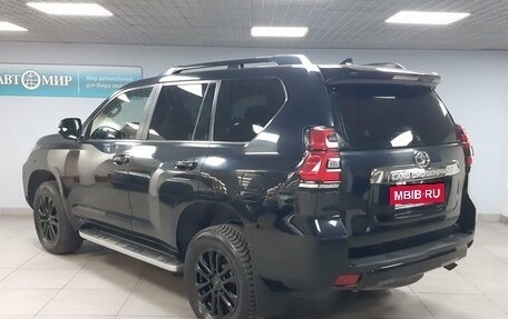 Toyota Land Cruiser Prado 150 рестайлинг 2, 2018 год, 4 990 000 рублей, 7 фотография