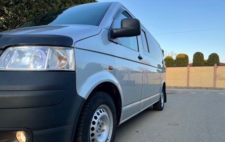 Volkswagen Transporter T5 рестайлинг, 2006 год, 1 500 000 рублей, 7 фотография