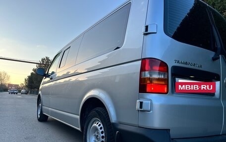 Volkswagen Transporter T5 рестайлинг, 2006 год, 1 500 000 рублей, 8 фотография