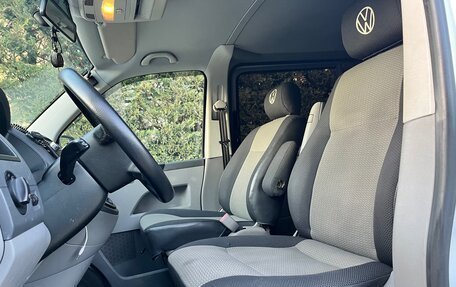 Volkswagen Transporter T5 рестайлинг, 2006 год, 1 500 000 рублей, 29 фотография