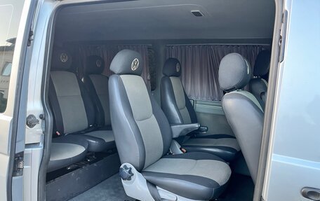 Volkswagen Transporter T5 рестайлинг, 2006 год, 1 500 000 рублей, 34 фотография