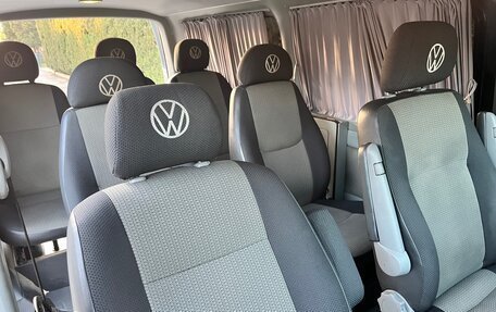 Volkswagen Transporter T5 рестайлинг, 2006 год, 1 500 000 рублей, 39 фотография