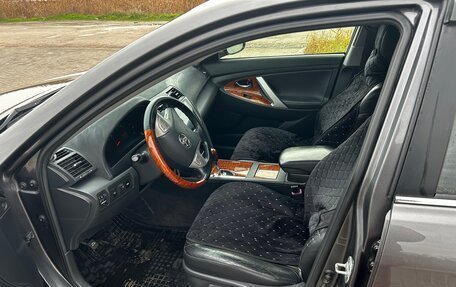 Toyota Camry, 2008 год, 1 450 000 рублей, 10 фотография