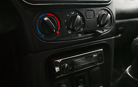 Chevrolet Niva I рестайлинг, 2015 год, 430 000 рублей, 13 фотография