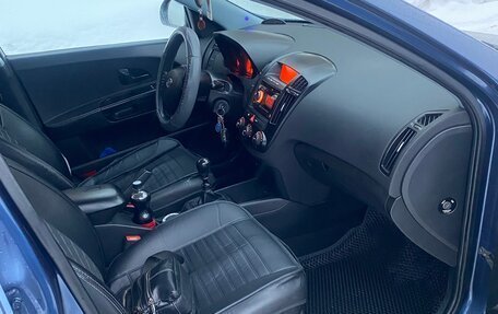 KIA cee'd I рестайлинг, 2009 год, 560 000 рублей, 7 фотография