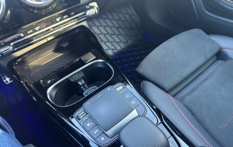 Mercedes-Benz A-Класс AMG, 2021 год, 4 950 000 рублей, 12 фотография