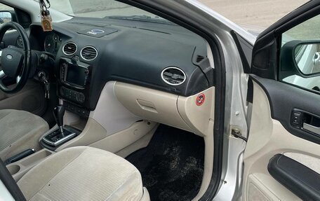 Ford Focus II рестайлинг, 2006 год, 485 000 рублей, 27 фотография