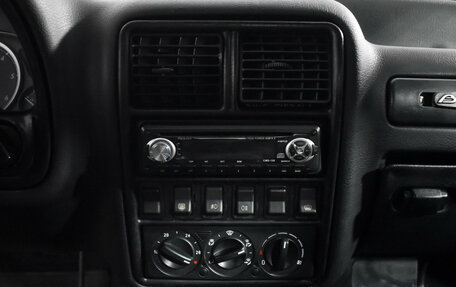 ГАЗ 31105 «Волга», 2006 год, 97 000 рублей, 15 фотография