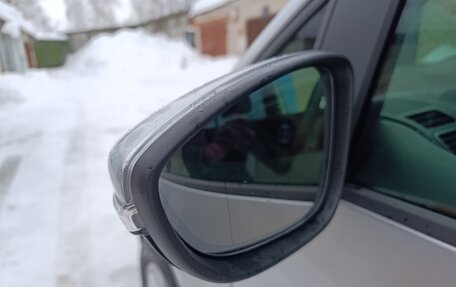 Volkswagen Touran III, 2010 год, 1 300 000 рублей, 8 фотография