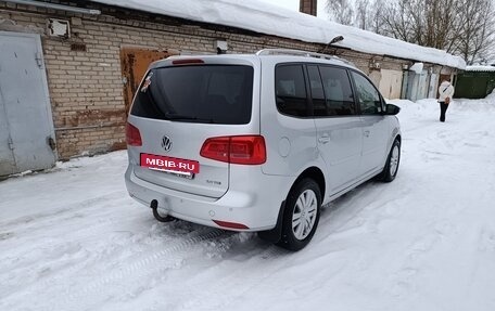 Volkswagen Touran III, 2010 год, 1 300 000 рублей, 4 фотография
