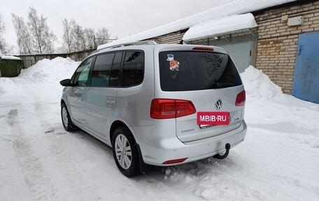 Volkswagen Touran III, 2010 год, 1 300 000 рублей, 6 фотография