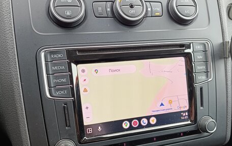 Volkswagen Touran III, 2010 год, 1 300 000 рублей, 13 фотография