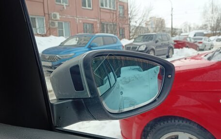 Volkswagen Touran III, 2010 год, 1 300 000 рублей, 18 фотография