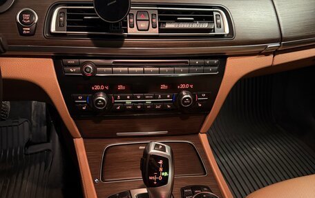 BMW 7 серия, 2013 год, 3 350 000 рублей, 9 фотография