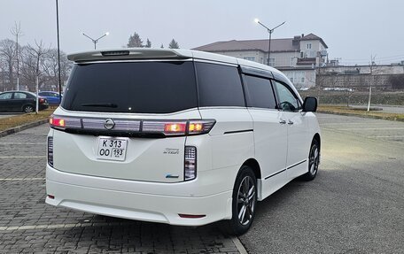 Nissan Elgrand III, 2011 год, 2 270 000 рублей, 6 фотография