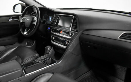 Hyundai Sonata VII, 2019 год, 1 650 000 рублей, 14 фотография