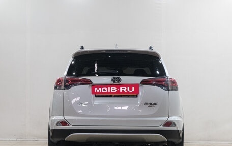 Toyota RAV4, 2015 год, 2 449 000 рублей, 5 фотография