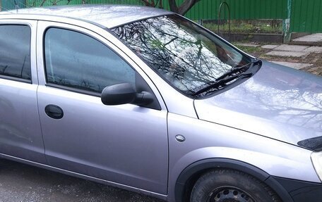 Opel Corsa C рестайлинг, 2004 год, 200 000 рублей, 1 фотография